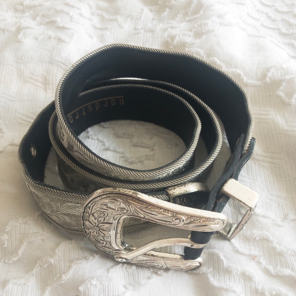 Vintage silver Nordstrom belt length 35”
